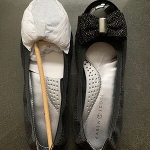 Karen Scott Bow Flats
